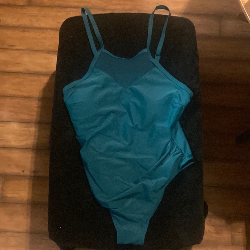 Size 20W women’s green Beach Queen one piece swimsuit